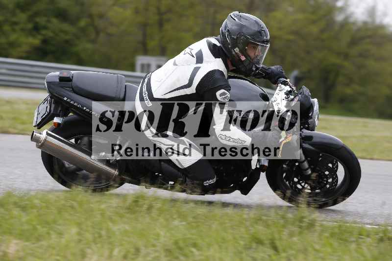 /14 25.04.2024 TZ Motorsport Training ADR/Gruppe gruen/14